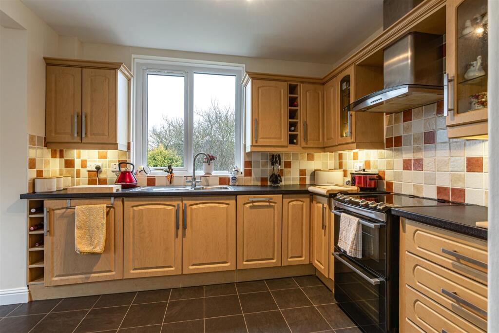 64 Forest Gardens Galashiels 10.JPG