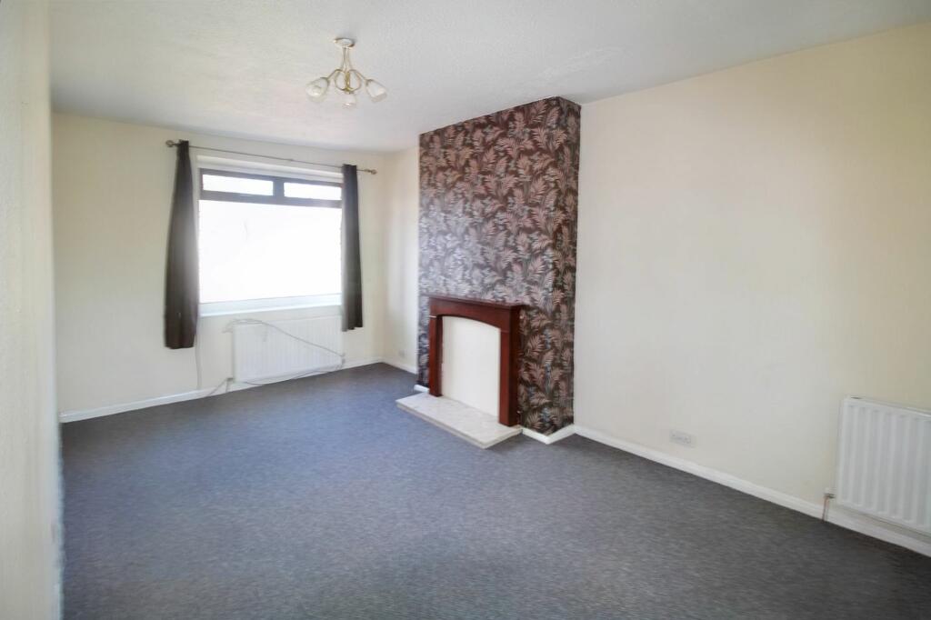 36A (First Floor) - Living Room