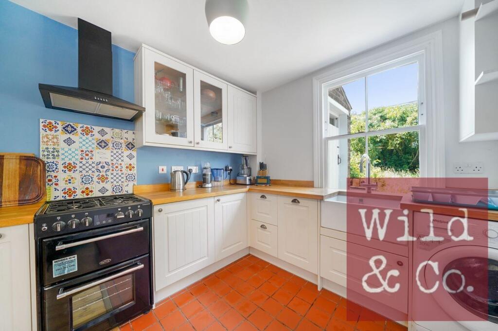 Roding Road - 7lP0gsnNqiWxfFkPl1y5.jpg