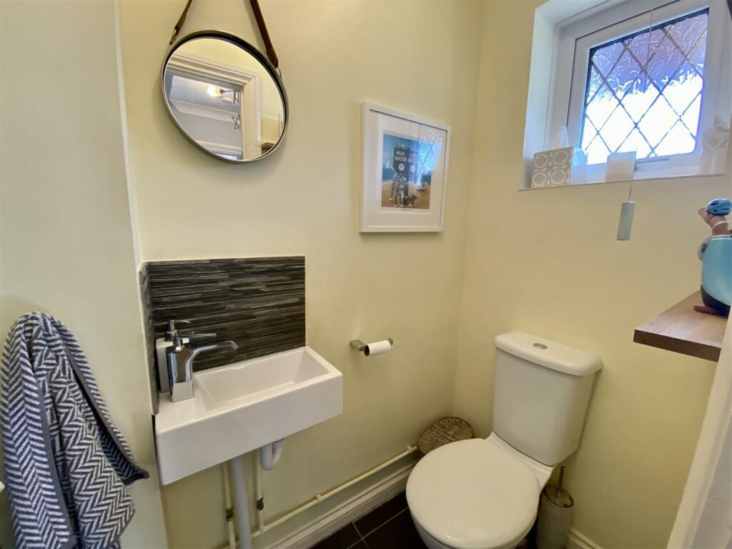 GROUND FLOOR WC