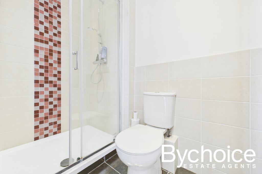 CAM05250G0-PR0100-STILL004