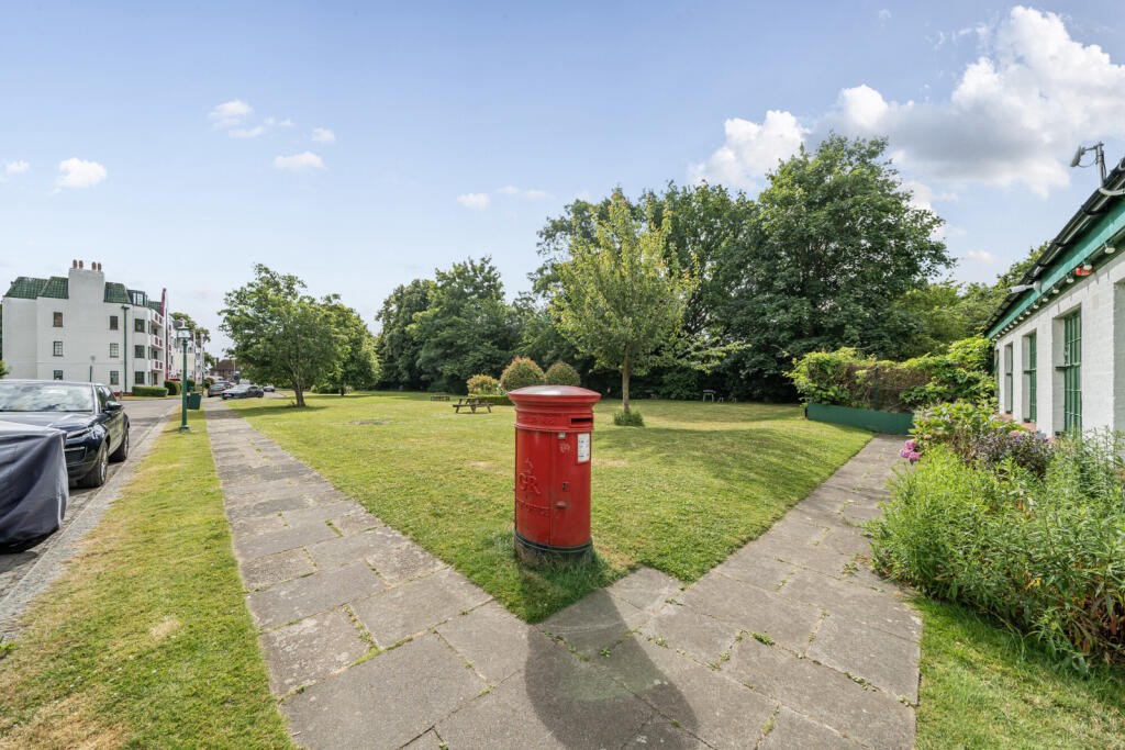 1328165-9-68820dc...