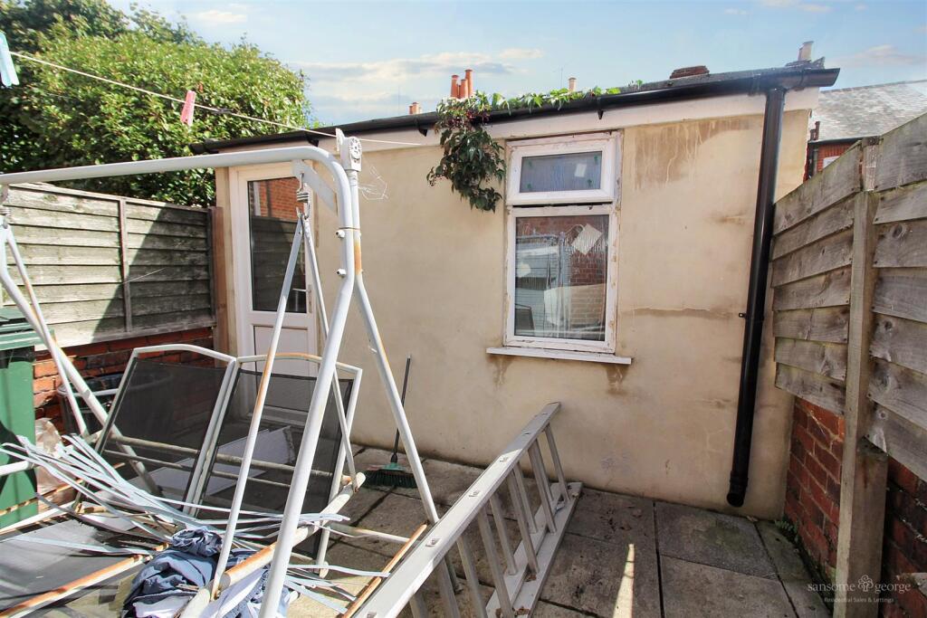 Workshop/Outbuilding