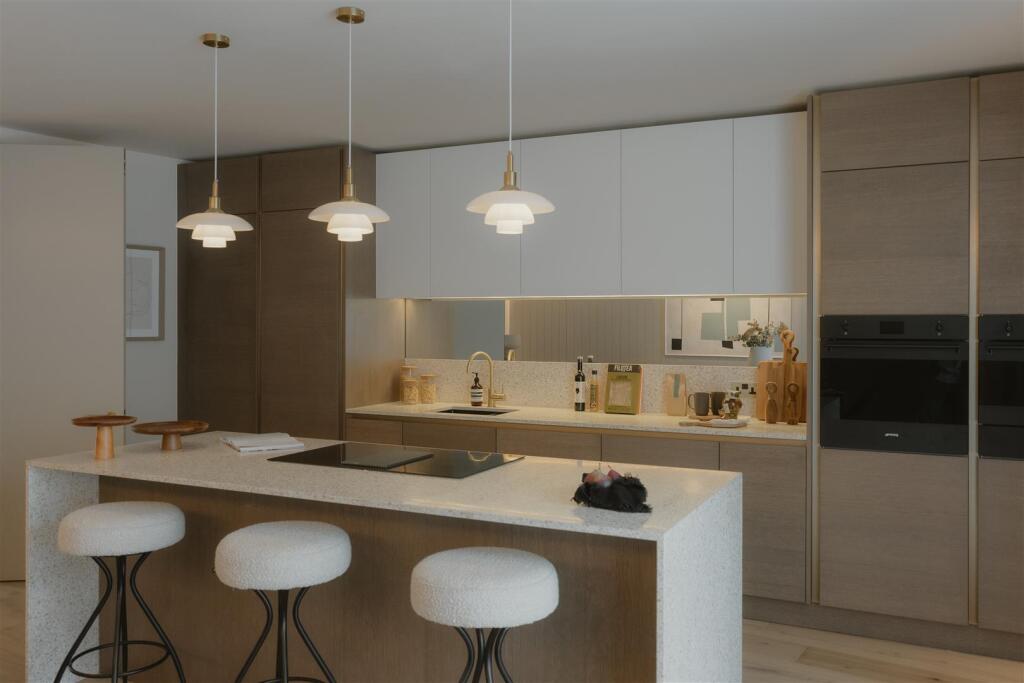 Coombe Lane_Warm_110.jpg
