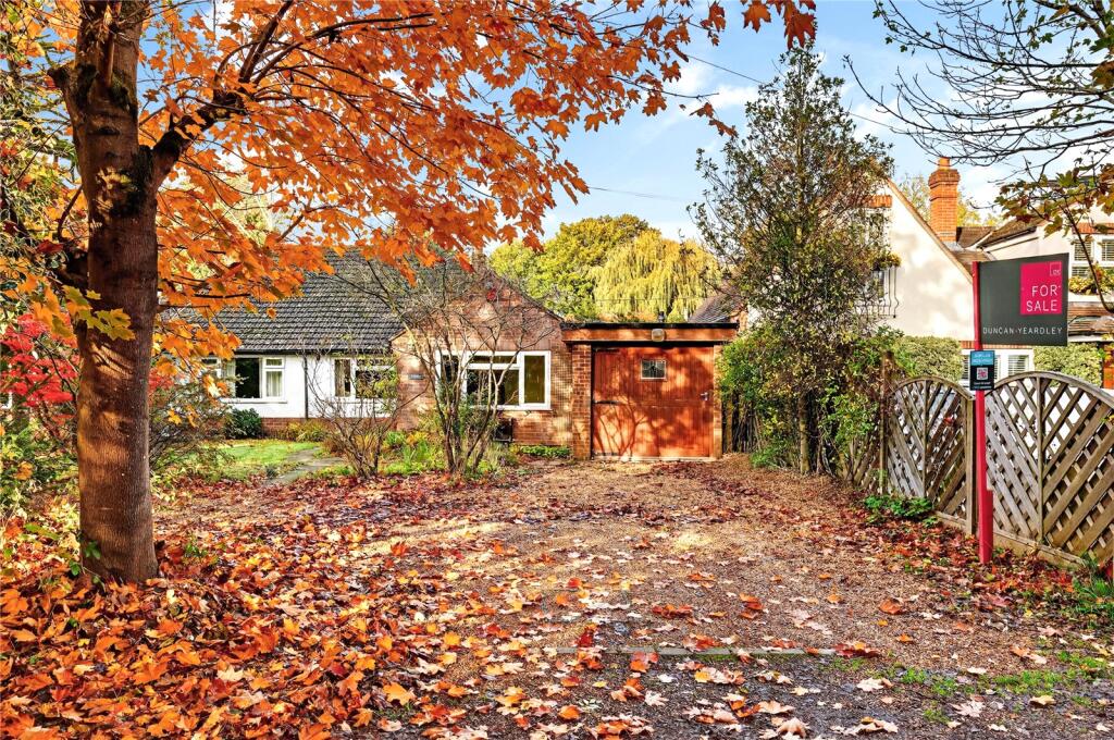 Osborne Lane, Warfield, Bracknell, Berkshire, RG42