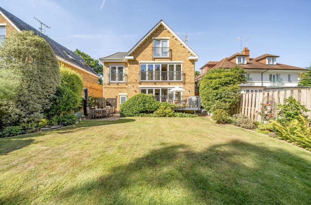 1320970-2-68713bc...