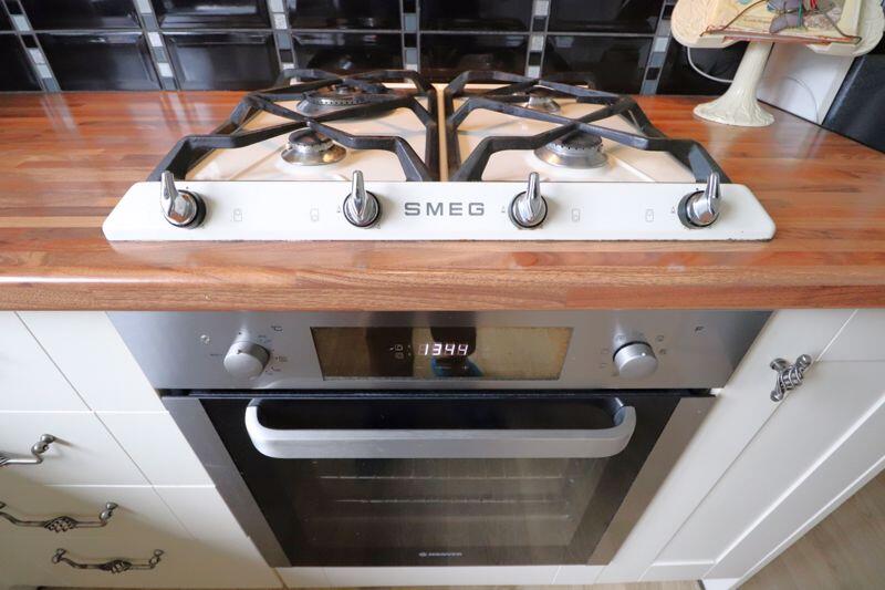 Built In Hob &amp; Oven 