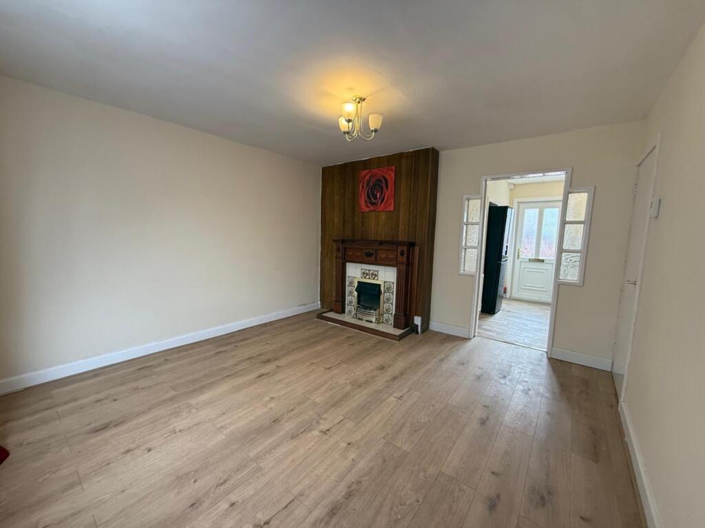 1ef535c1-3b75-4c48-ba97-f8ef3cf249e7