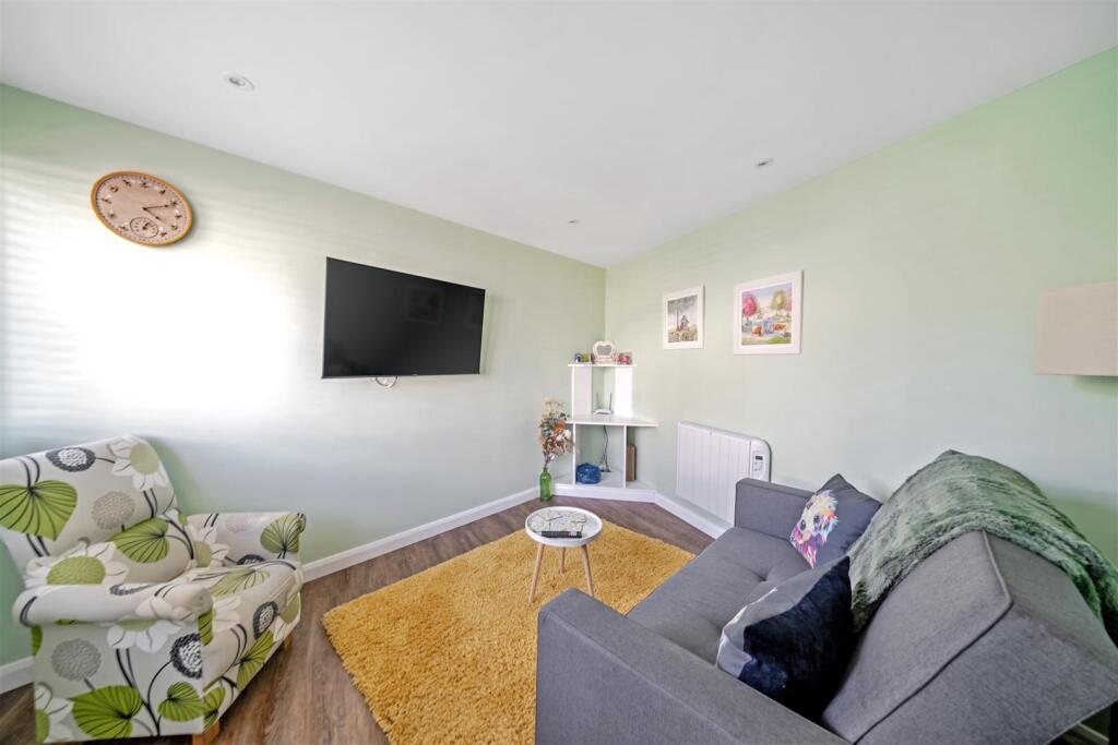 Family Room (Outbuilding)