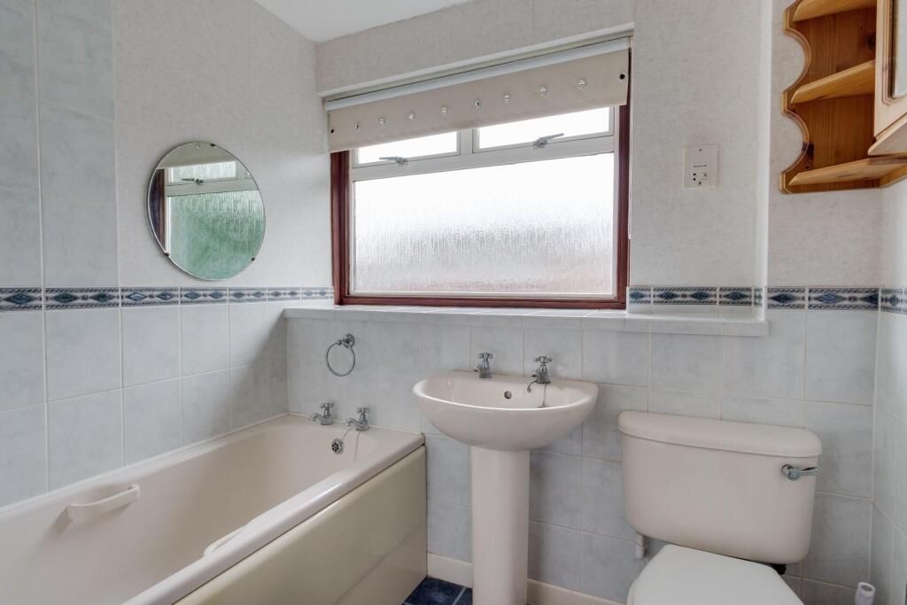 16 Waverley Road Backwell  - 13.jpg