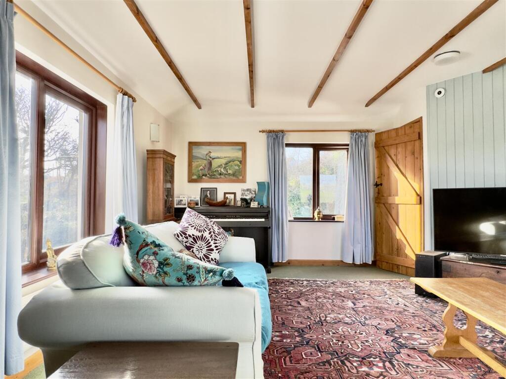 Living Room.jpeg