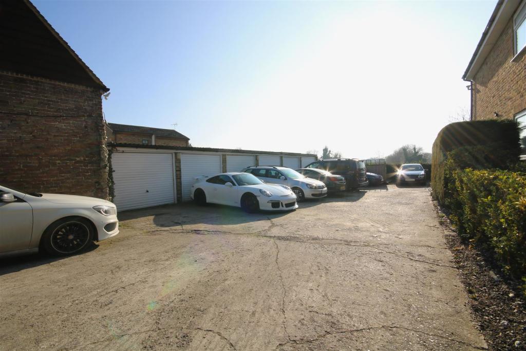 garage.JPG