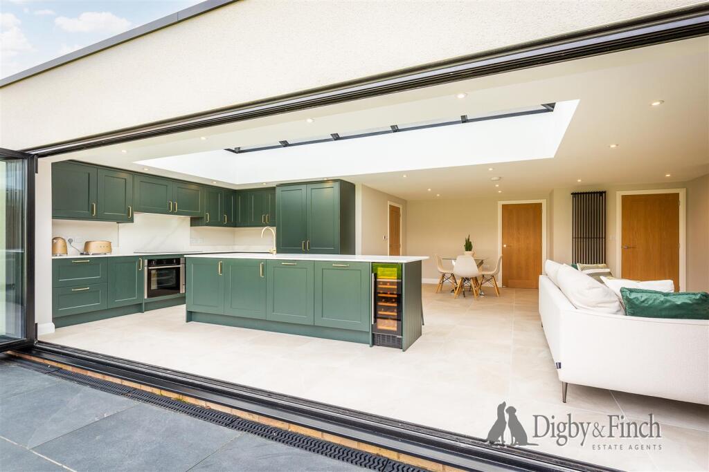19 Stirling Road, Stamford, PE9 2XF-12watermarked.