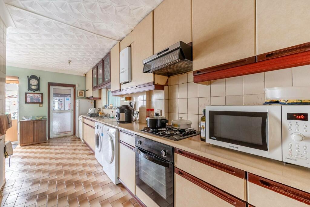 Davidson Frost-Wellings, DFW, Portland Crescent, K