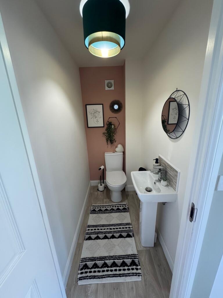 CLOAKROOM WC