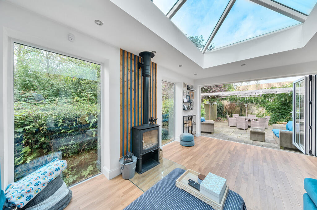 1334866-22-689475...