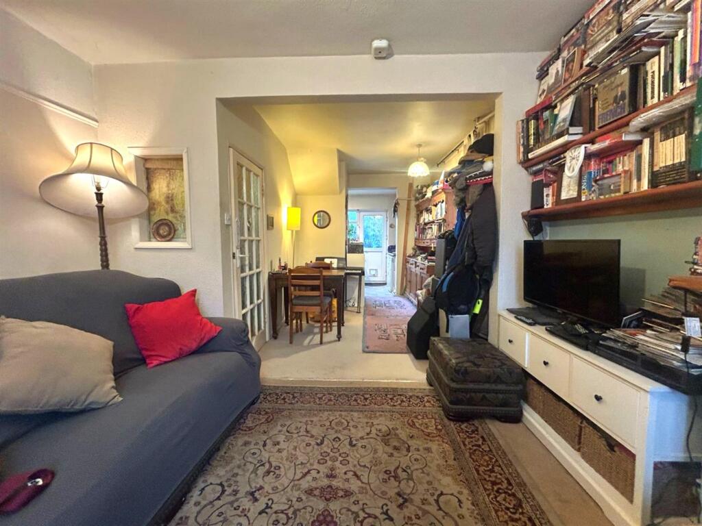 New Lounge 2.jpg