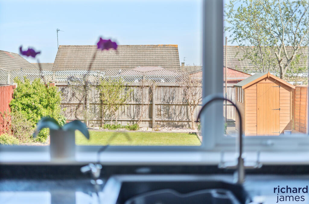 0f18bf92f2f94218aaf2ccdf4fbedd4a