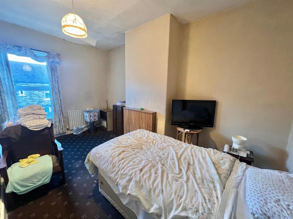 Bramleys Estate Agents - Burbeary Road - Lockwood 