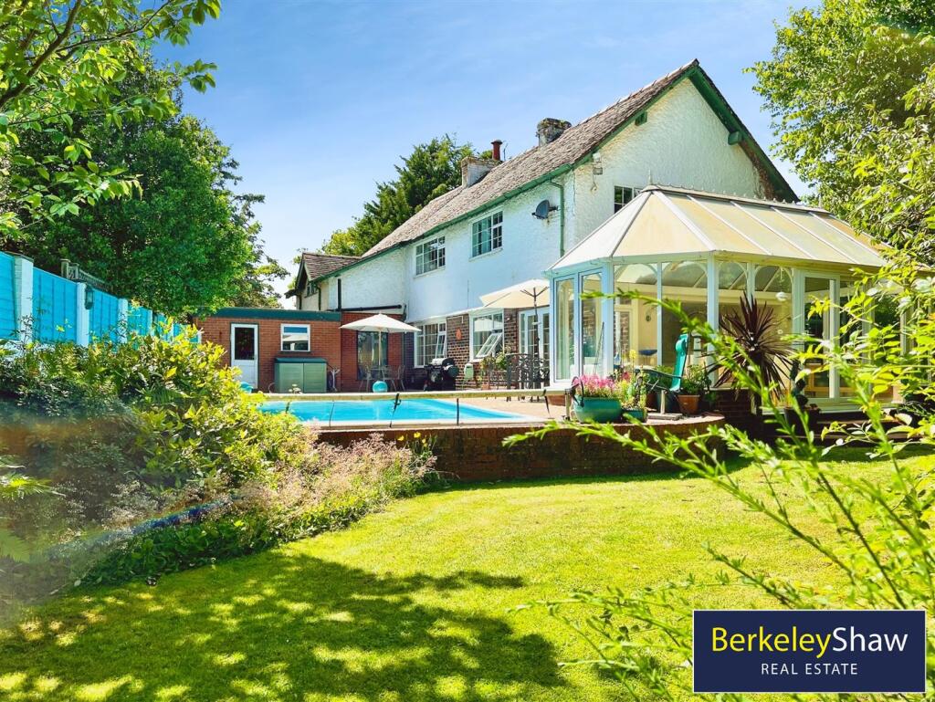 b8b3a226--43EF-97FA-700427E9DA2E-98947-00000D31C0E