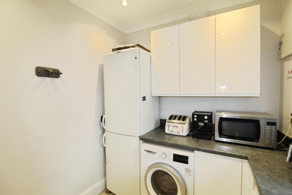 pbox-utility_room-313625.JPG