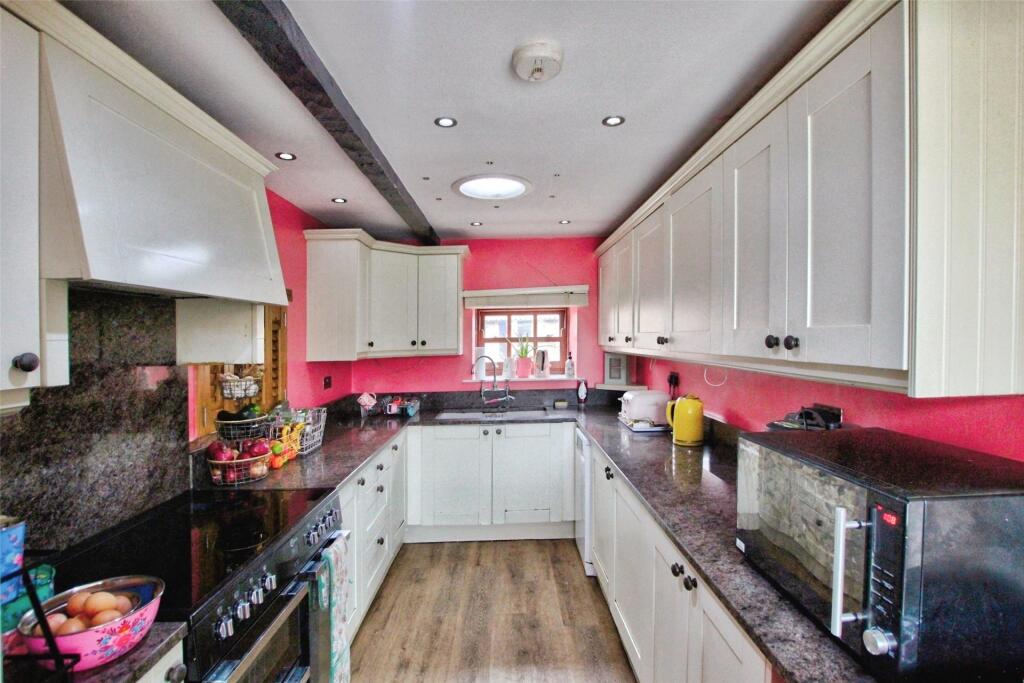 Cottage Kitchen
