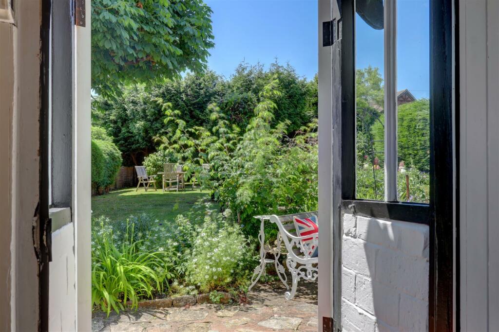 Linnett Cottage (31).jpg