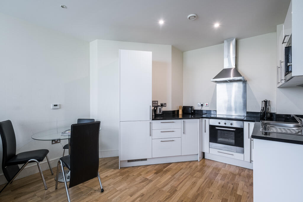 URBAN SPACES (6).jpg