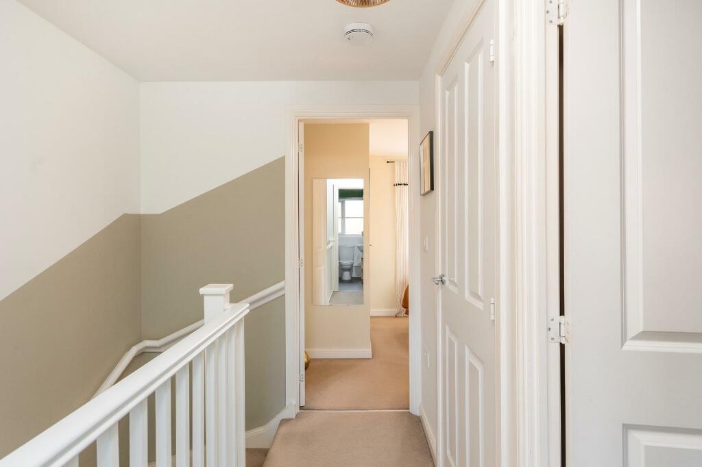 3S7LCHD - Landing B.jpg