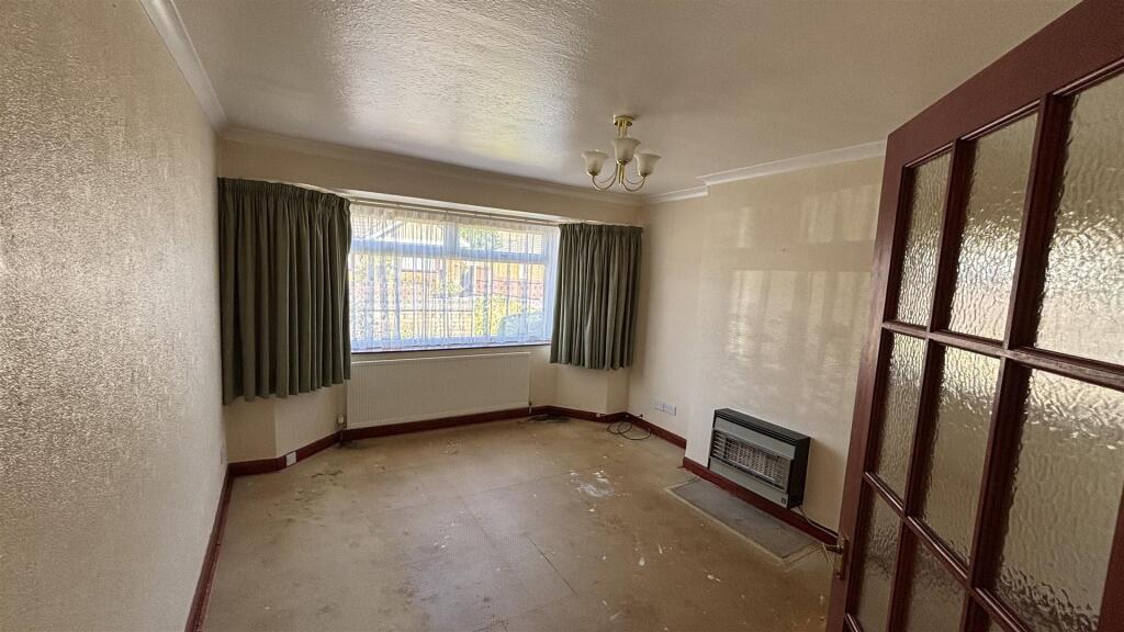Living room.jpeg