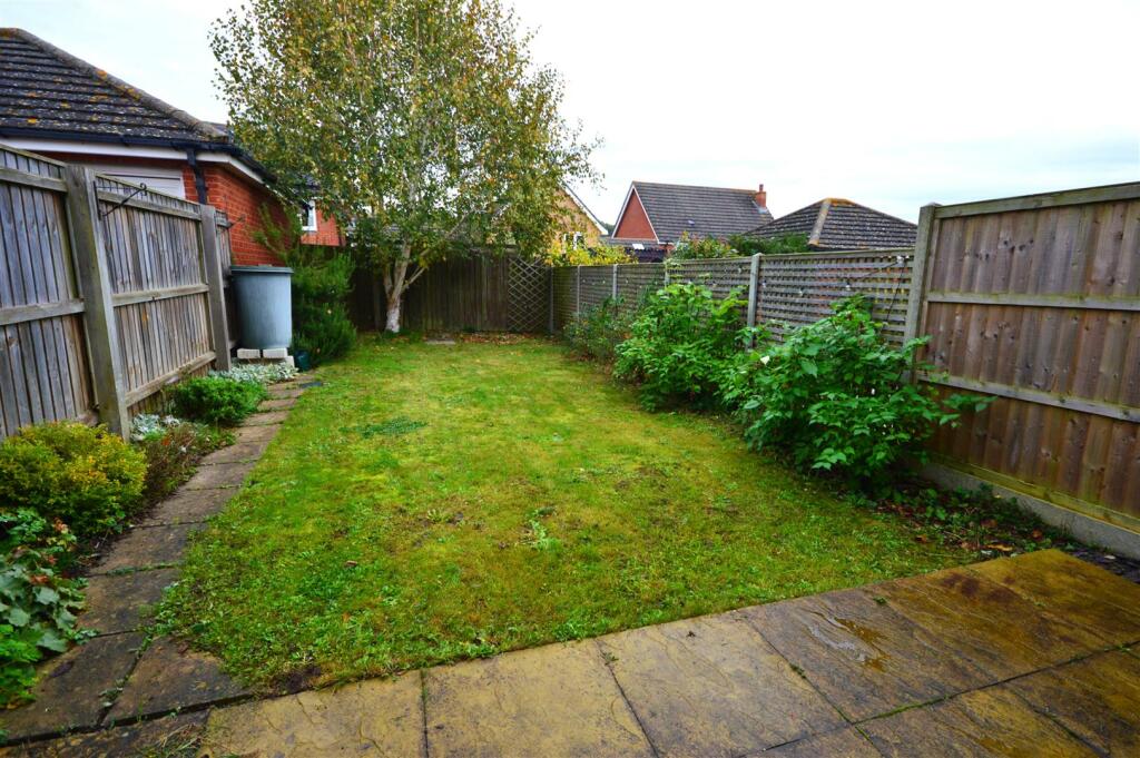 Garden 1.JPG