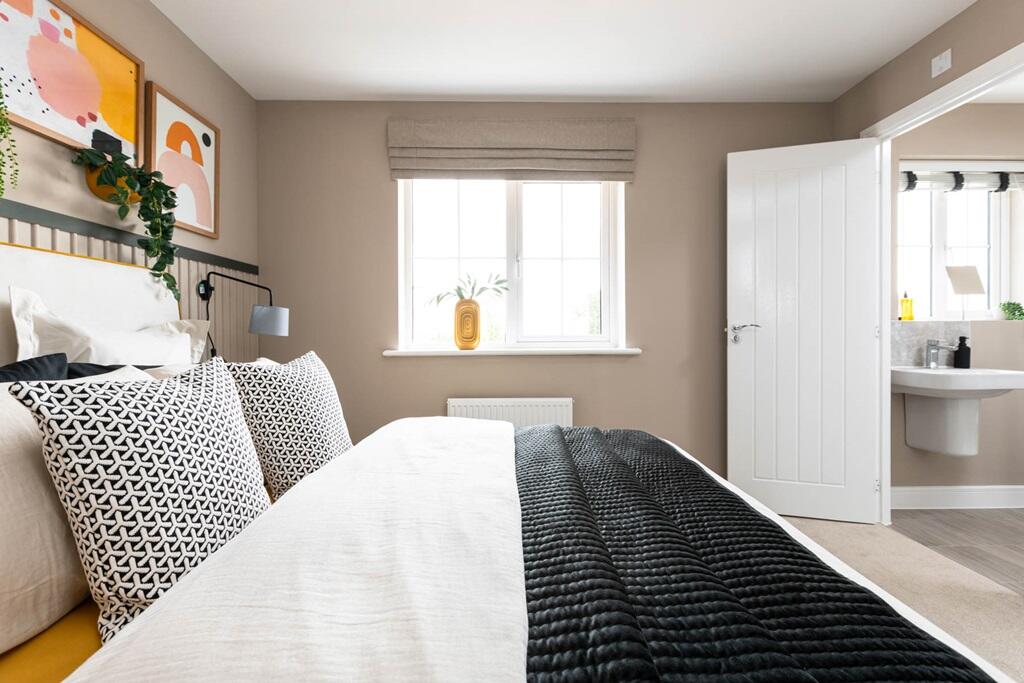 Make the most of having your own en-suite shower room