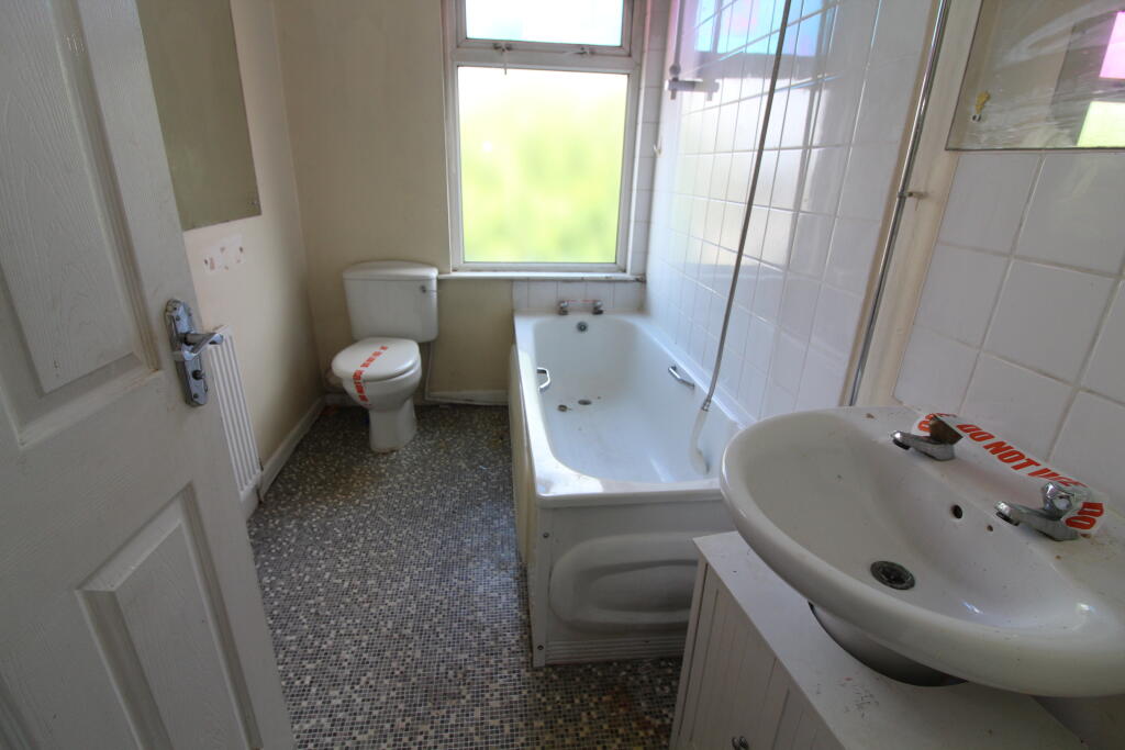 Bathroom T202507071502.jpg