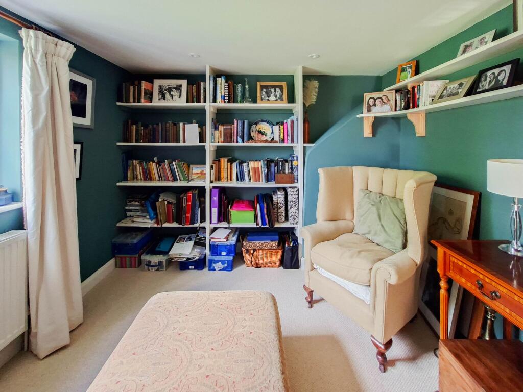 Study / Bedroom