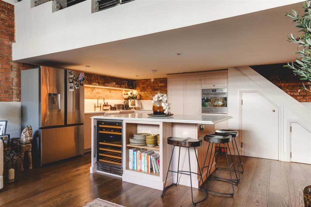 Academy Apartments-21.jpg