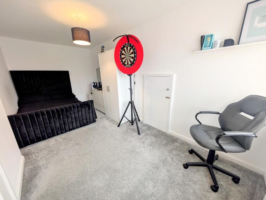 G.FLOOR BEDROOM