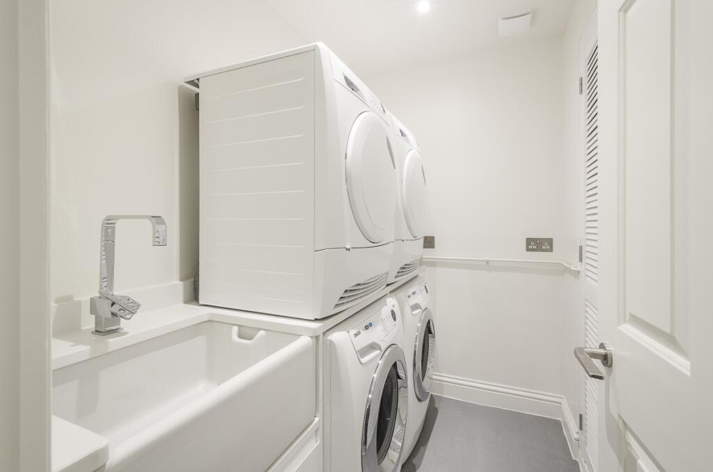 48-vincent-square...