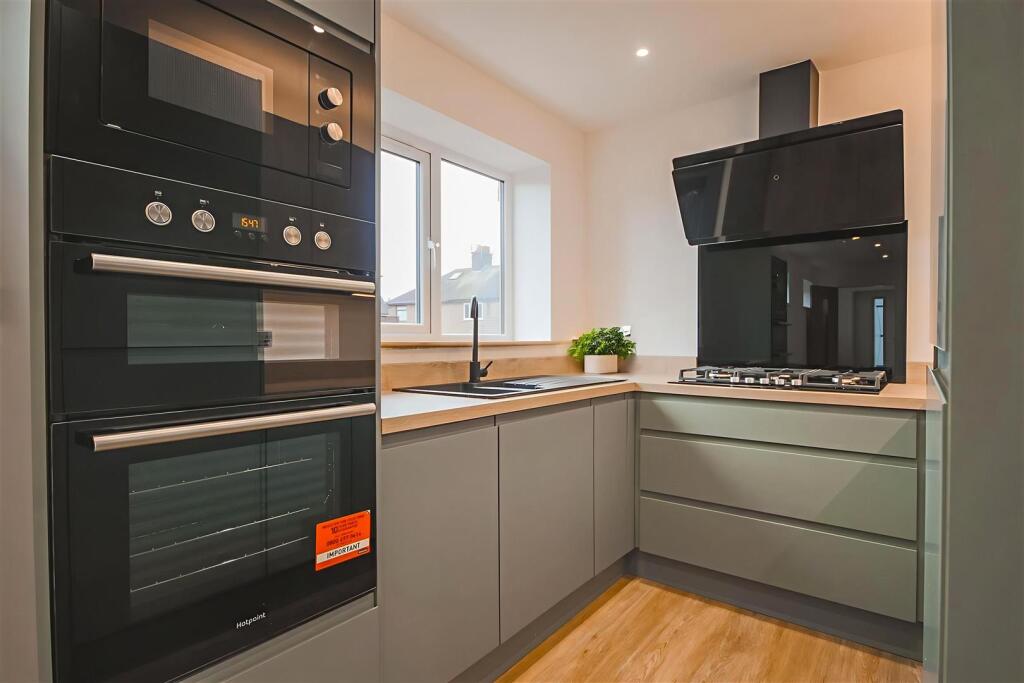 KITCHEN - Kitchen - Modern - 0.jpg