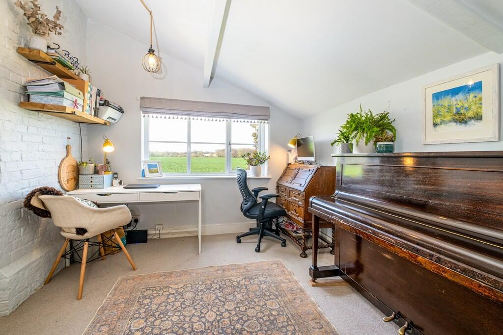 1440px-Halfboys-3...