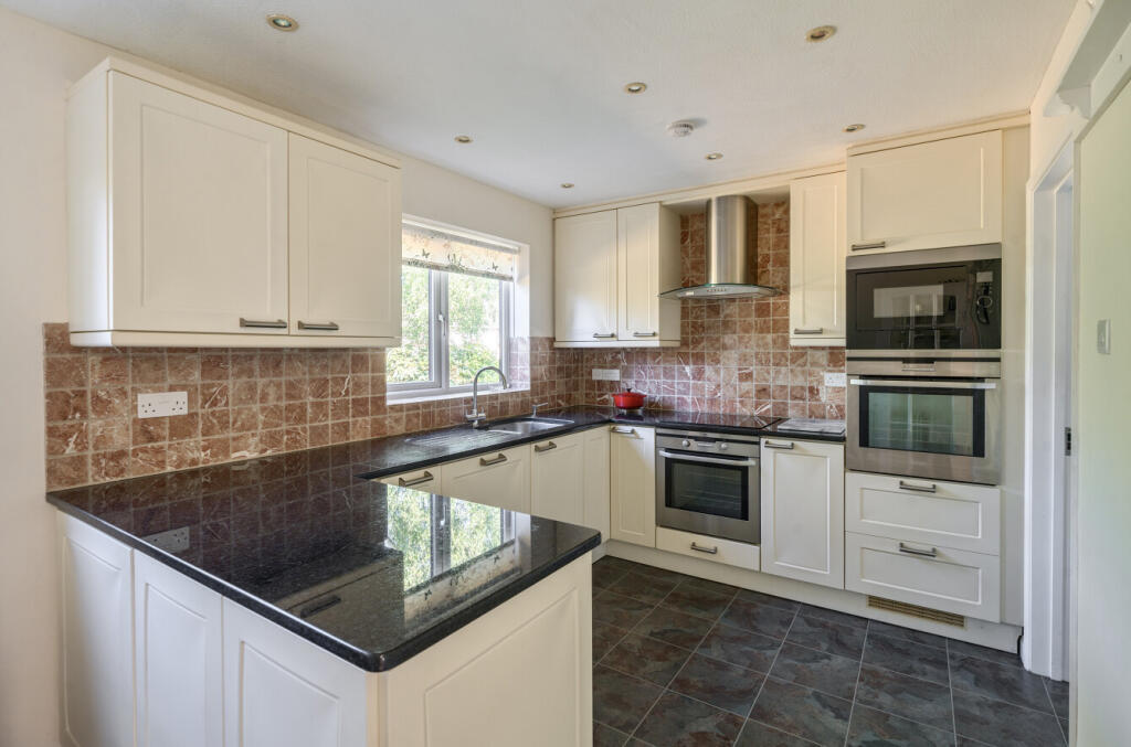 1319344-18-68710f...