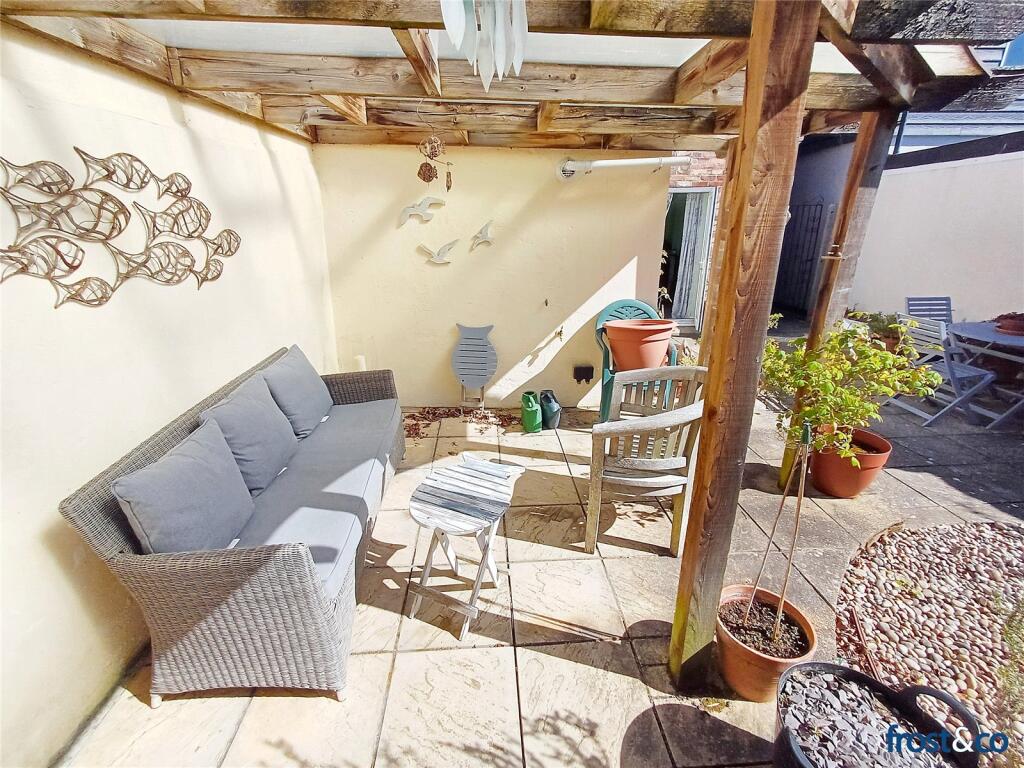 Outside Sitting Area