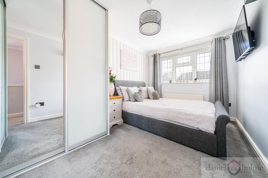 Dunsford Avenue-13