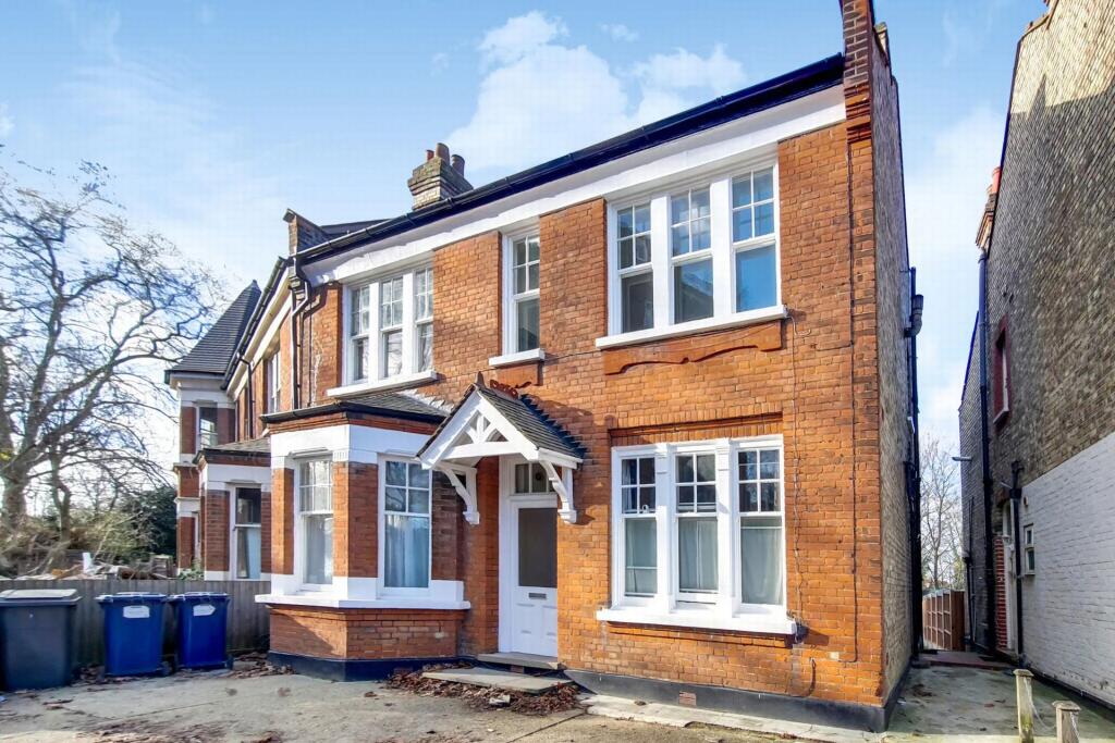 The Grove, Finchley, N3