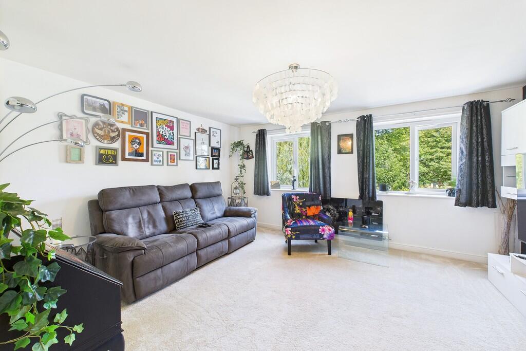 Bedroom One/ Rece...