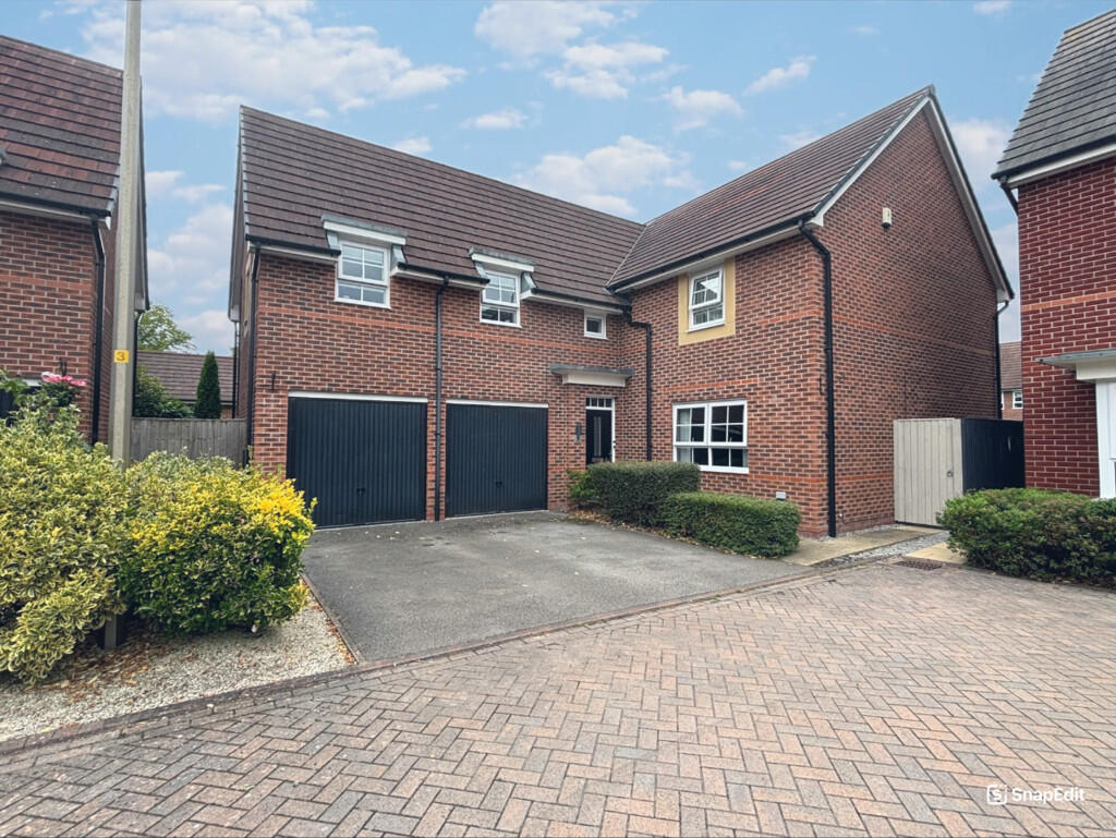 snapedit_17565593...