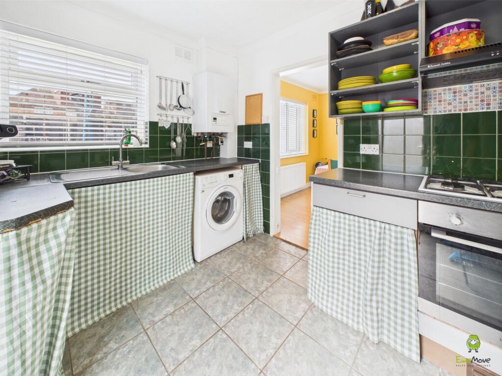 Presented By Clinton Crawford at Ewemove Bexley an