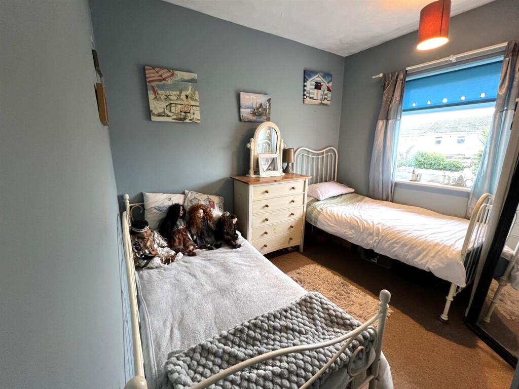 Bedroom .jpg