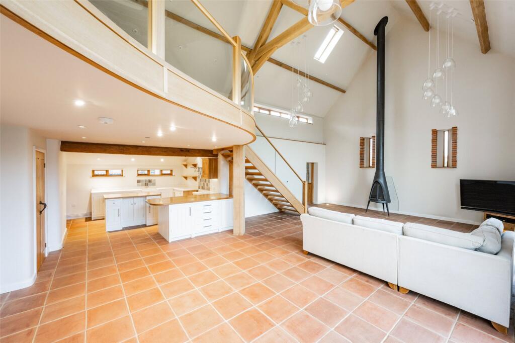 Sitting/Dining Room