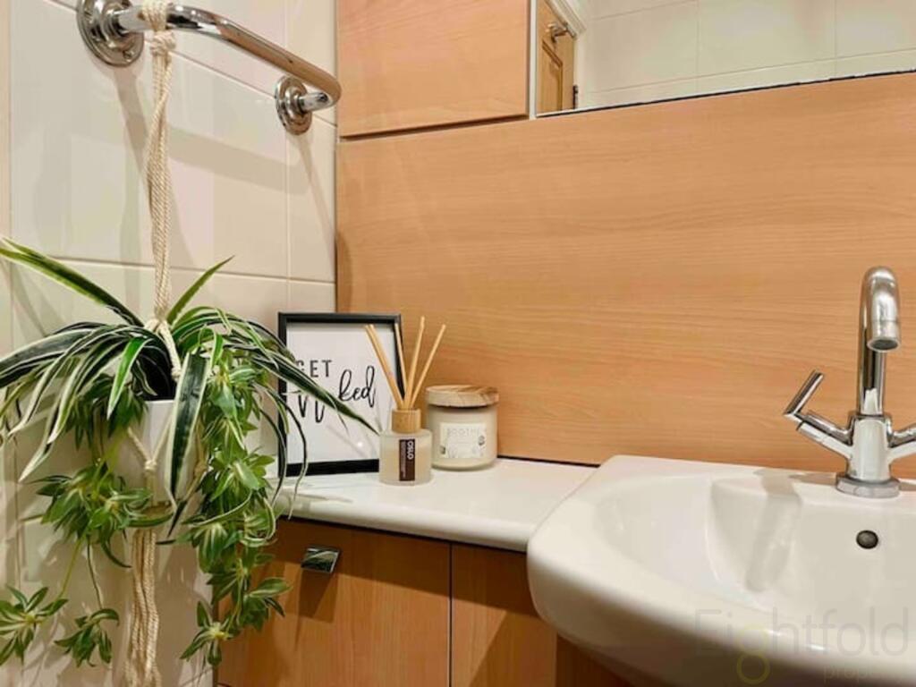 59215436-9e8f-4f35-91d4-9ad16d83