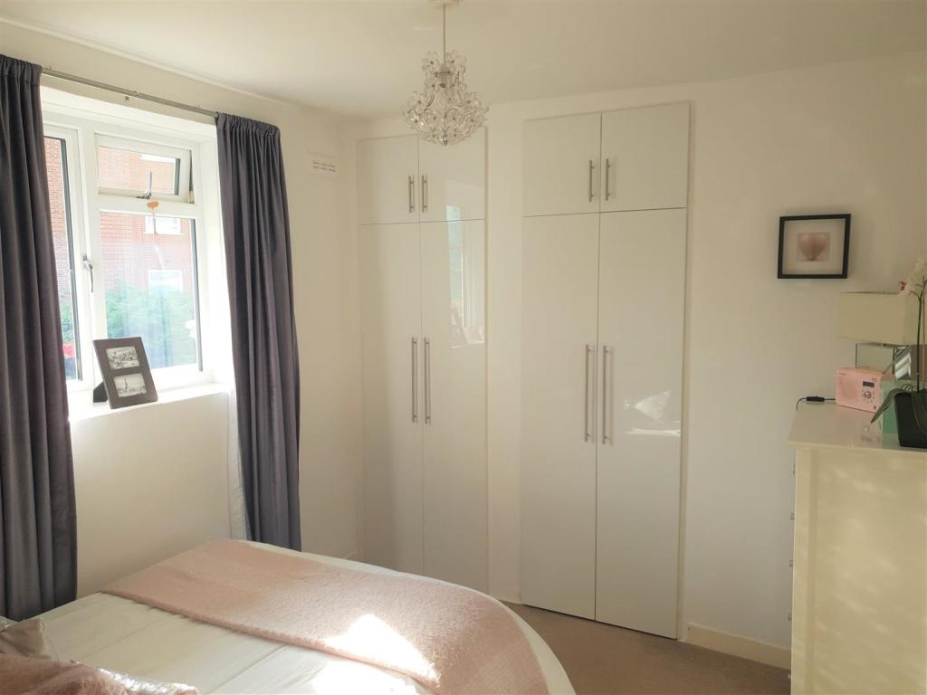 209 bedroom 1.jpg